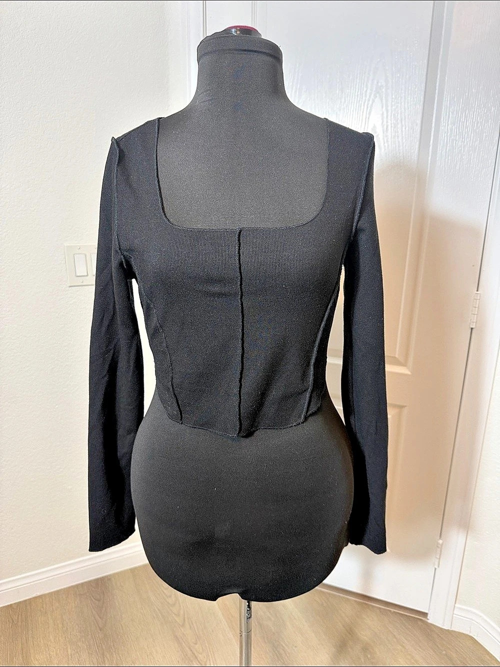 COTTON:ON Black Long Sleeve Crop Size Large